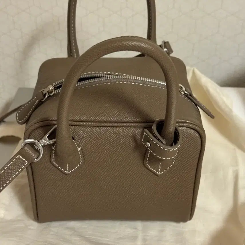 [BUNJANG] Sie Brot Mini Handle Bag Etoupe / 시에 sie 브롯 미니 핸들백 에토프