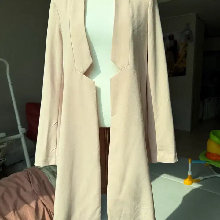 [SOLD OUT] H&amp;M 핑크 여성자켓 새상품 eu36사이즈