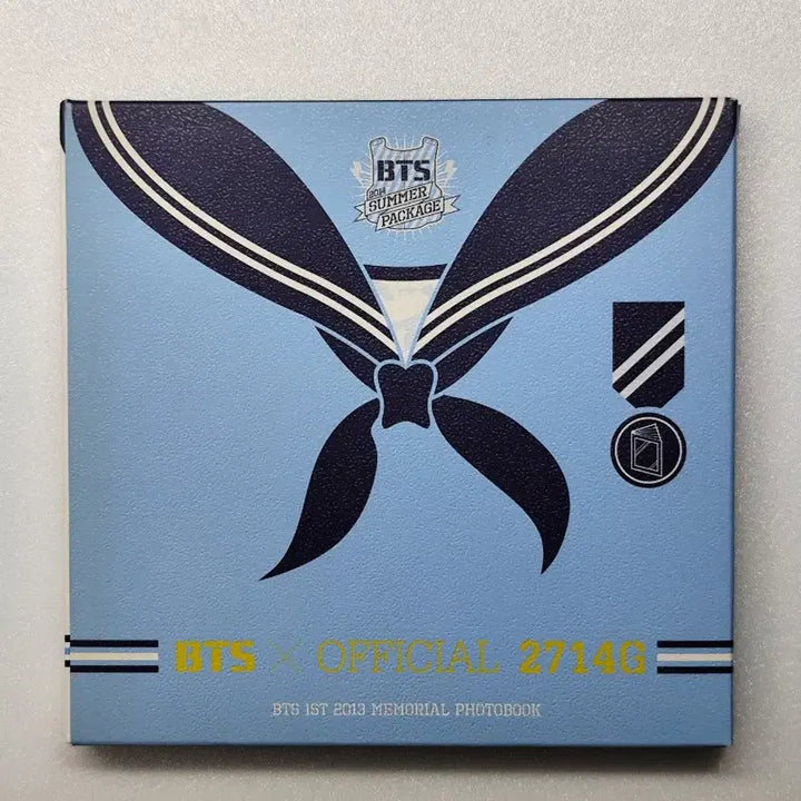 [BUNJANG] BTS 2014 Summer Package Photobook &amp; Pin Button Set / BTS 2014 썸머패키지 공식 굿즈(포토북&amp;핀버튼)