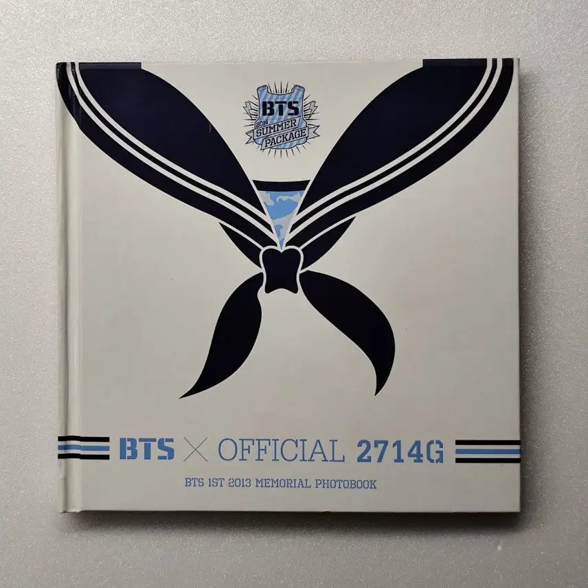 [BUNJANG] BTS 2014 Summer Package Photobook &amp; Pin Button Set / BTS 2014 썸머패키지 공식 굿즈(포토북&amp;핀버튼)
