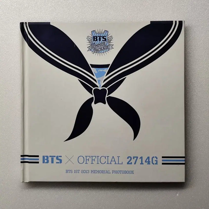 [BUNJANG] BTS 2014 Summer Package Photobook &amp; Pin Button Set / BTS 2014 썸머패키지 공식 굿즈(포토북&amp;핀버튼)
