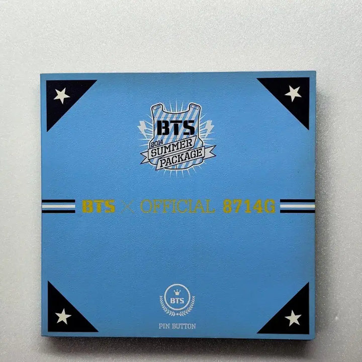 [BUNJANG] BTS 2014 Summer Package Photobook &amp; Pin Button Set / BTS 2014 썸머패키지 공식 굿즈(포토북&amp;핀버튼)
