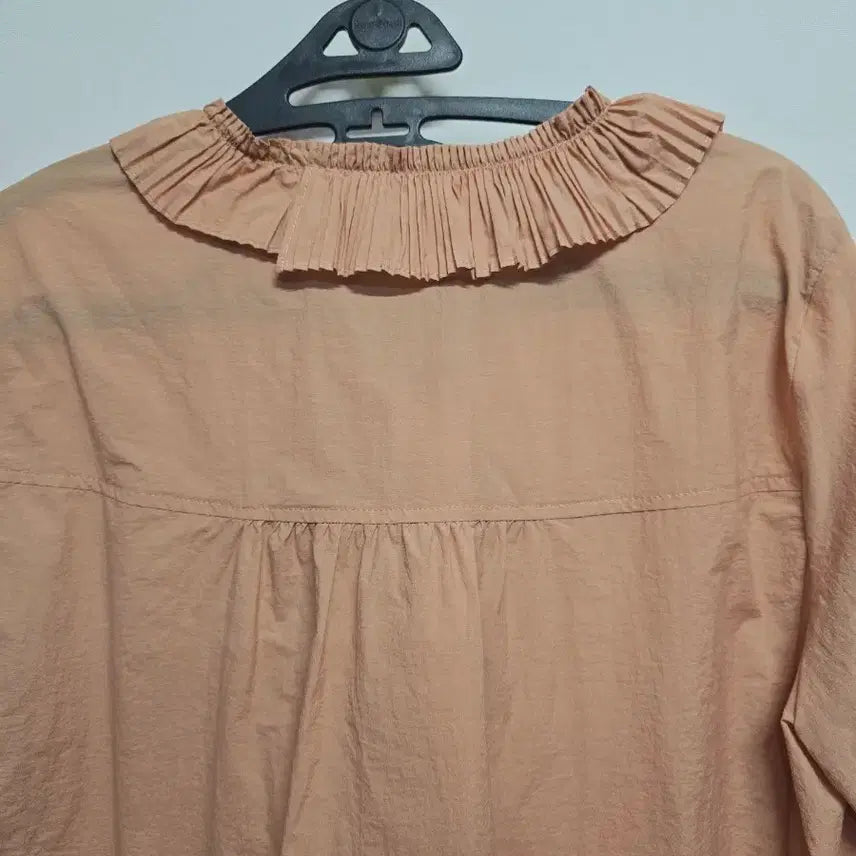 [BUNJANG] It MICHAA Frill Blouse Peach / 잇미샤 프릴 블라우스 살구색