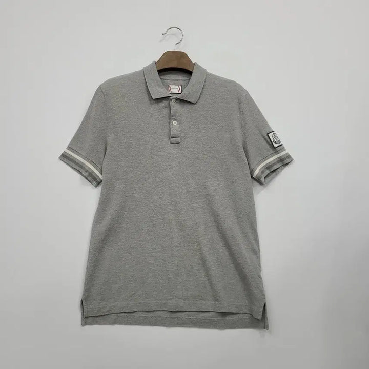 [BUNJANG] Moncler Grey Short Sleeve Polo Shirt / 몽클레어 그레이 반팔 카라티/앨리스/앨리스/571