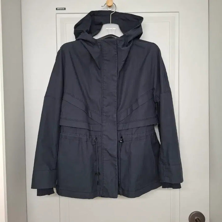 [BUNJANG] Son Jung Wan Hooded Field Jacket Navy / 손정완 후드 야상 점퍼 네이비