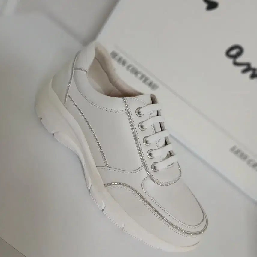[BUNJANG] Hush Puppies Leather Sneakers / 허시파피 비즈 트리밍 가죽 스니커즈 새것230