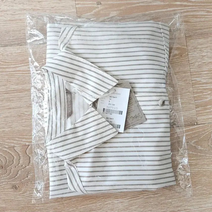 [SOLD OUT] 새상품) 올앤선드리 블라우스 셔츠 55사이즈