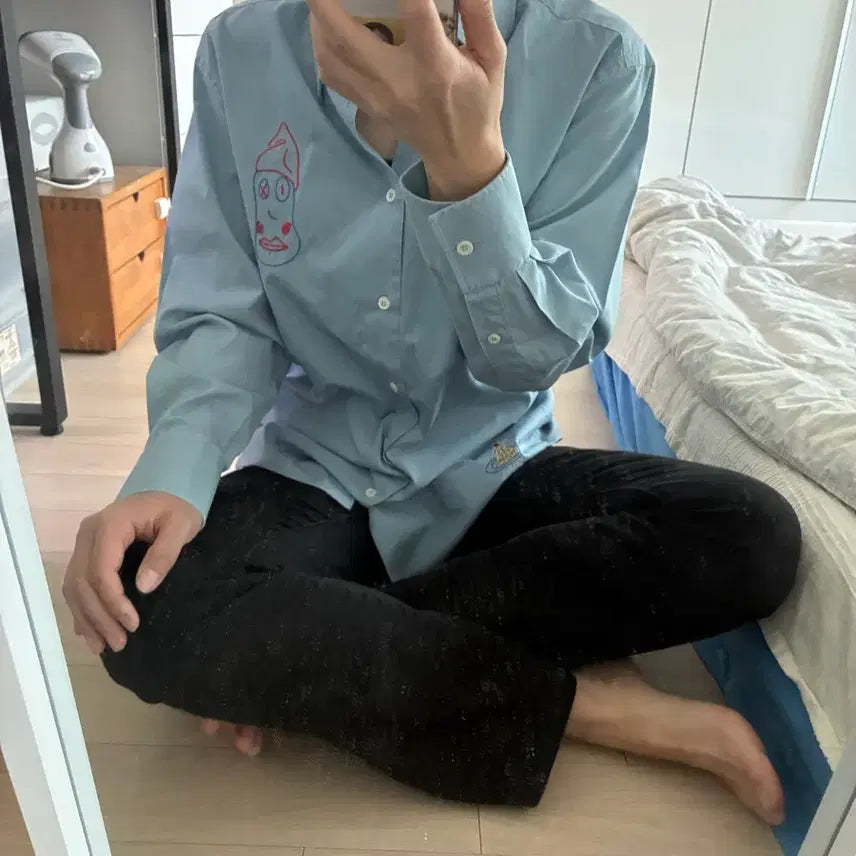 [BUNJANG] Vivienne Westwood Blue Embroidered Shirt (Size 46) / (민트급) Vivienne Westwood 블루 자수 셔츠 46사이즈