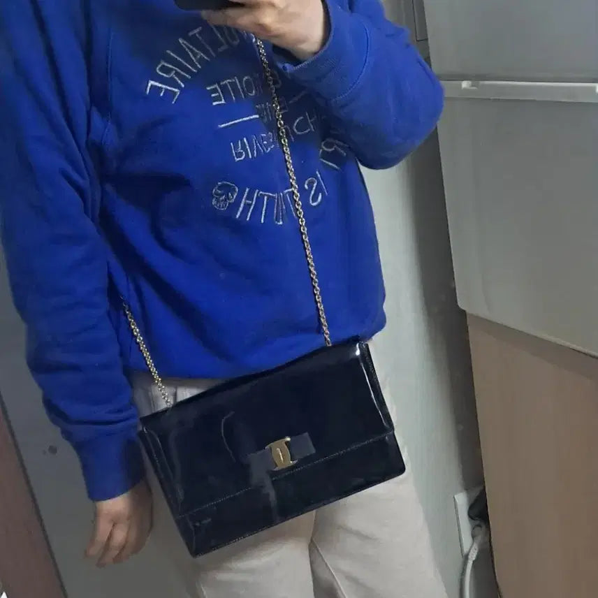 [BUNJANG] Ferragamo Ginnie Chain Mini Bag / 페라가모 지니백 블랙 체인 미니백 가방
