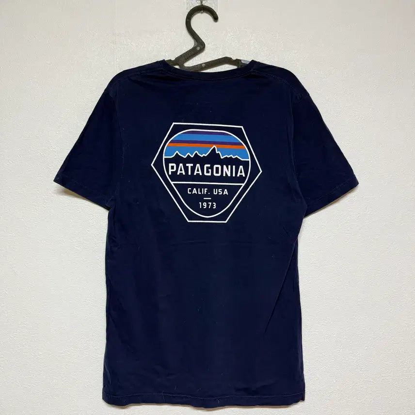 [SOLD OUT] 파타고니아 포켓 반팔티 XS 네이비