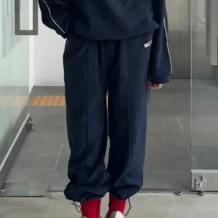[BUNJANG] Ribbonit Poy Terry Sweatshirt / 리본빛 테리 스웻셔츠
