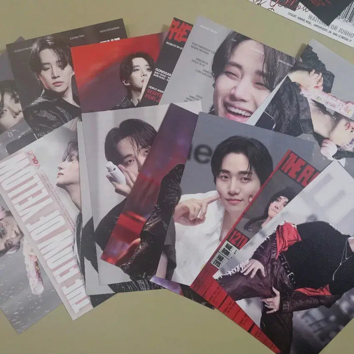 [BUNJANG] Lee Junho Photobook &amp; Postcard Set / 이준호 포토북 &amp; 엽서 세트 &amp; PVC 홀로그램 티켓+포스터