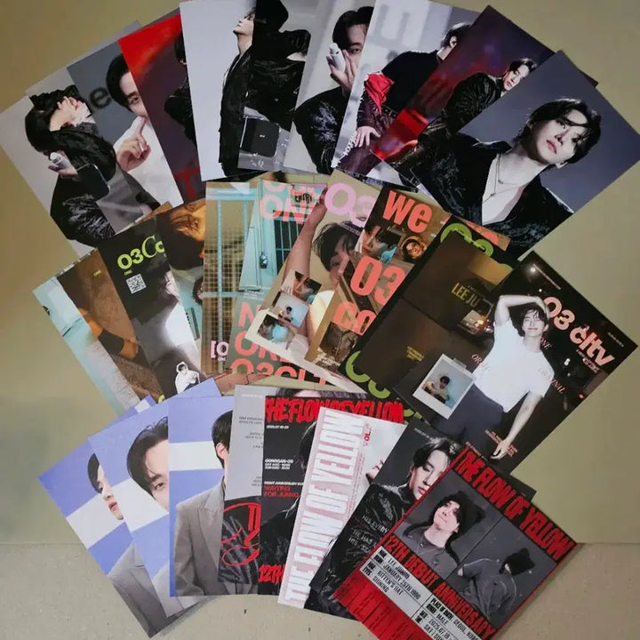 [BUNJANG] Lee Junho Photobook &amp; Postcard Set / 이준호 포토북 &amp; 엽서 세트 &amp; PVC 홀로그램 티켓+포스터
