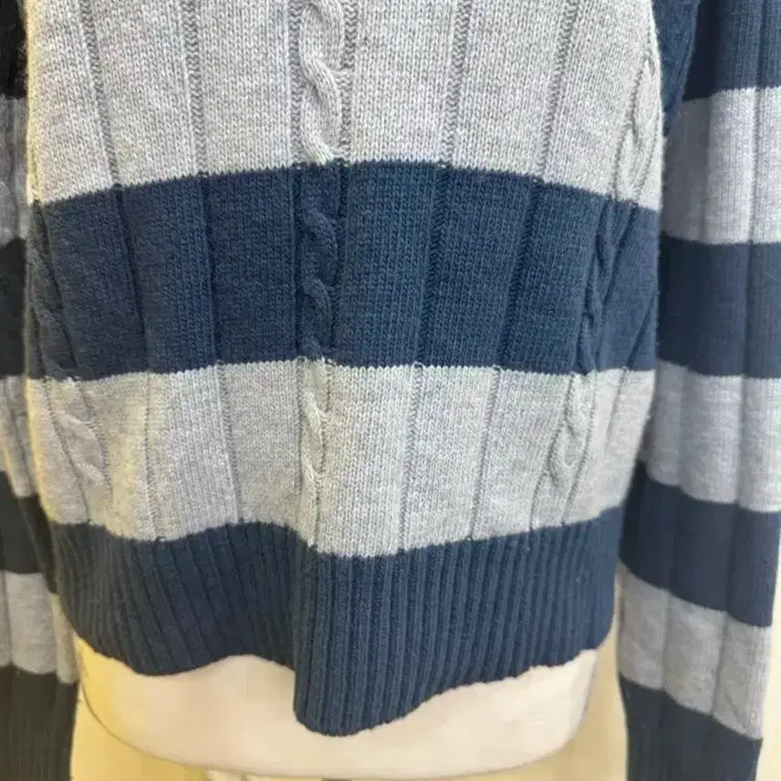 [BUNJANG] Marje Striped Cable Knit Sweater - Blue Gray / 마르제 스트라이프 케이블 니트 스웨터 블루그레이/데일리 캐주얼