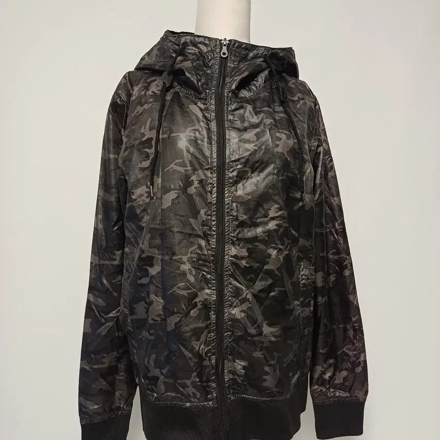 [BUNJANG] DIVINER Dark Camouflage Mesh Lined Windbreaker / [M] DIVINER(디바이너) 다크 카모플라쥬 메쉬 라이닝 윈드브레이커