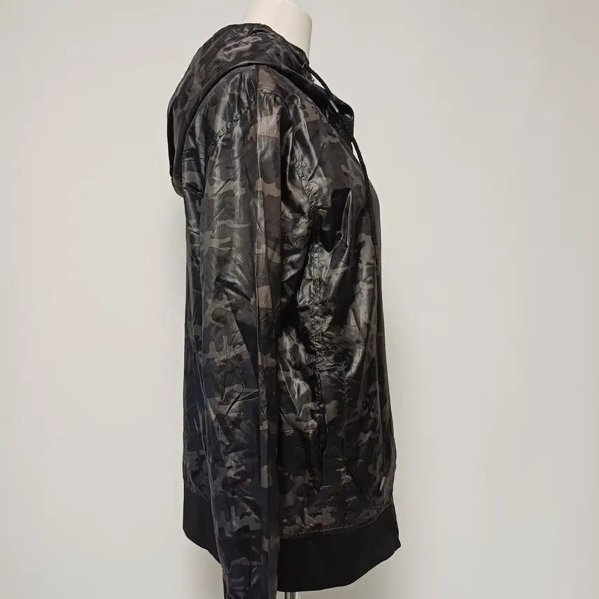 [BUNJANG] DIVINER Dark Camouflage Mesh Lined Windbreaker / [M] DIVINER(디바이너) 다크 카모플라쥬 메쉬 라이닝 윈드브레이커