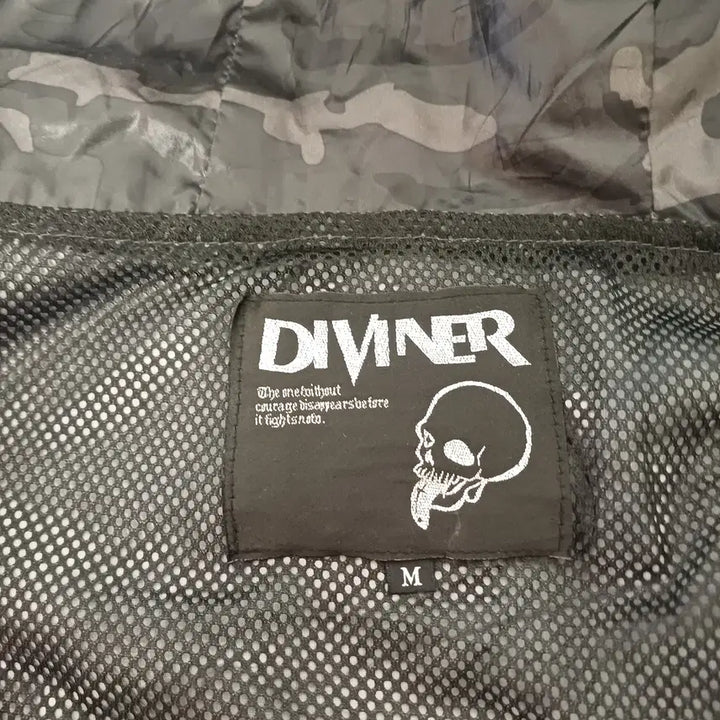 [BUNJANG] DIVINER Dark Camouflage Mesh Lined Windbreaker / [M] DIVINER(디바이너) 다크 카모플라쥬 메쉬 라이닝 윈드브레이커