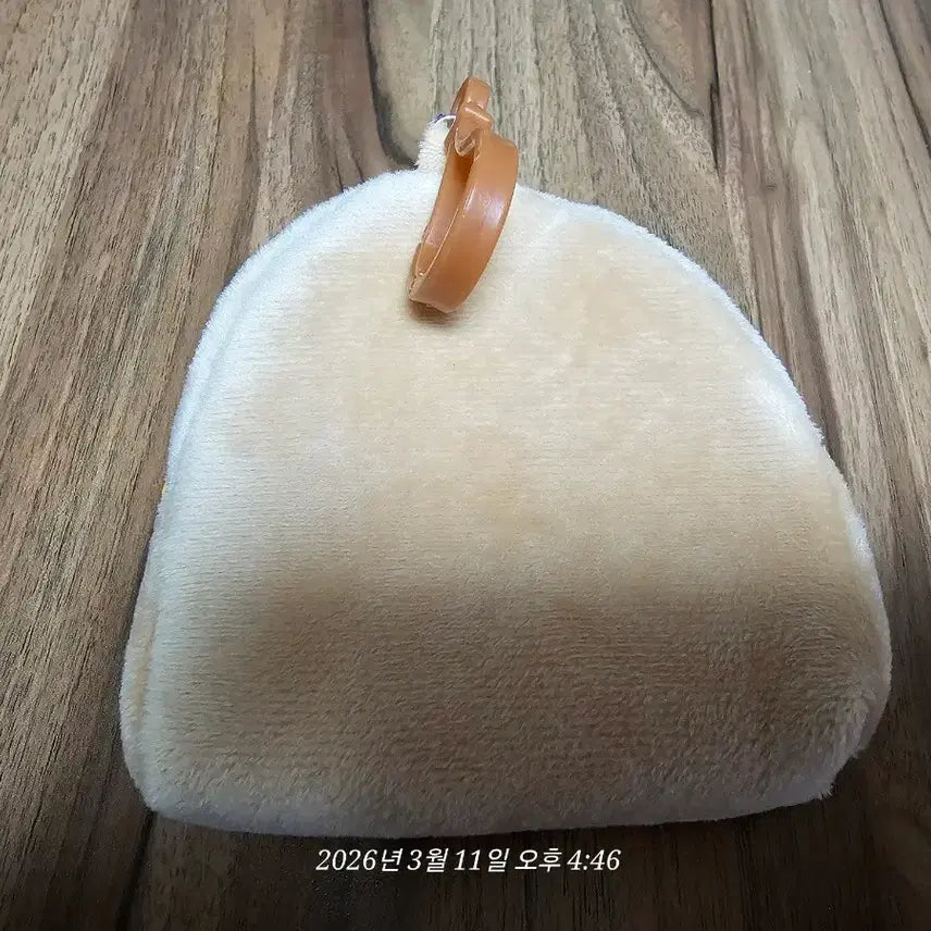 [BUNJANG] Capybara Mini Pouch Coin Purse / 카피바라 미니파우치 동전지갑