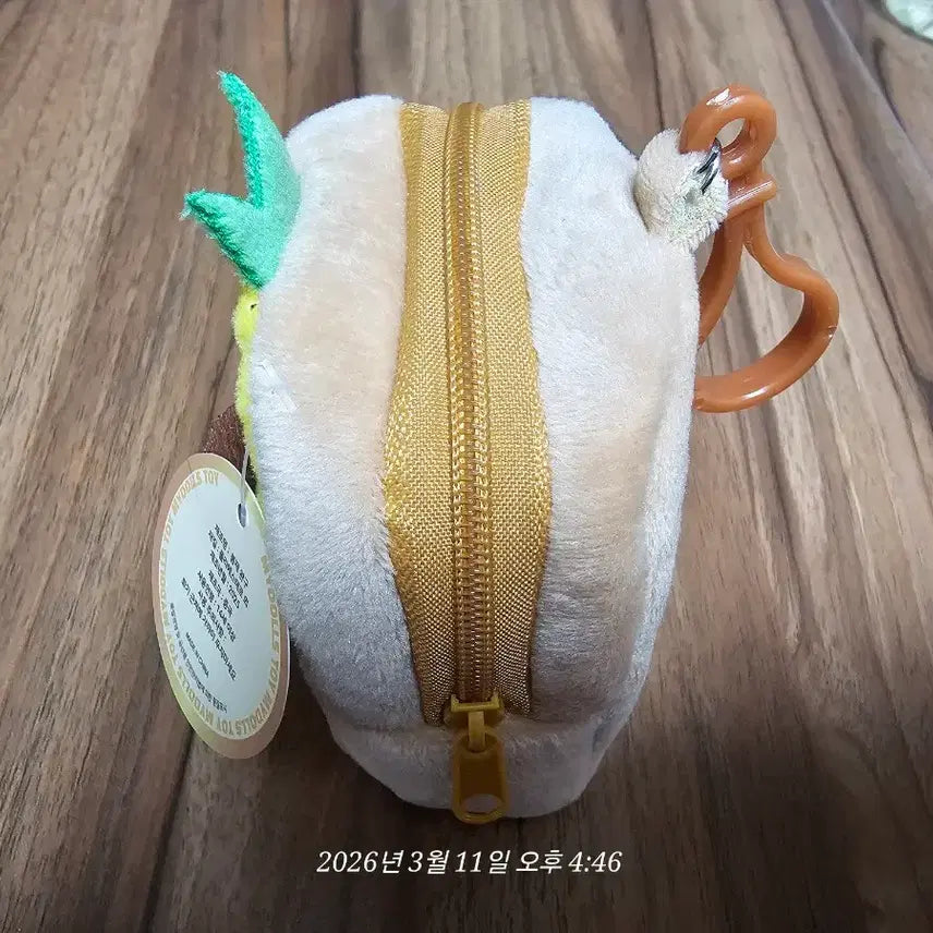 [BUNJANG] Capybara Mini Pouch Coin Purse / 카피바라 미니파우치 동전지갑