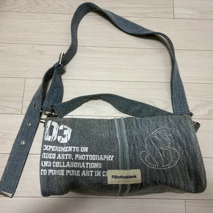 [BUNJANG] Fillintheblank Denim Crossbody Bag / 필인더블랭크 데님백 가방