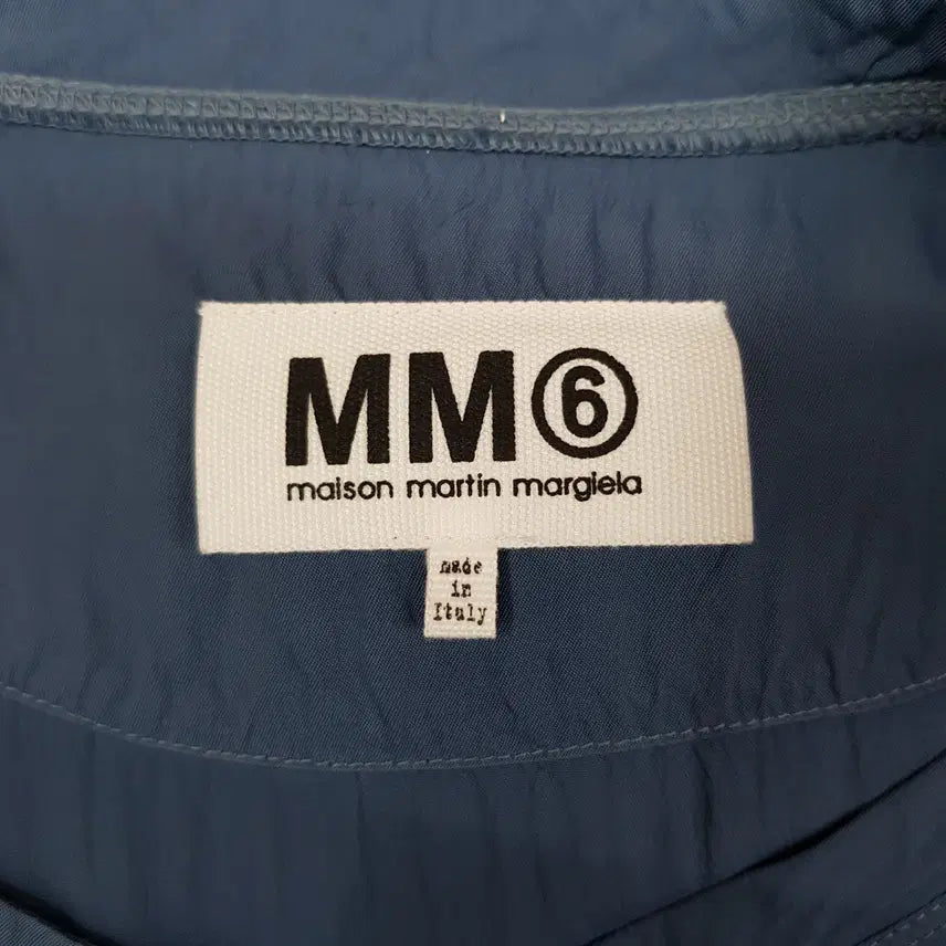 [BUNJANG] MM6 Maison Margiela Silk Blouse / MM6 메종 마르지엘라 블루 라운드넥 실크 블라우스 IT 44사이즈