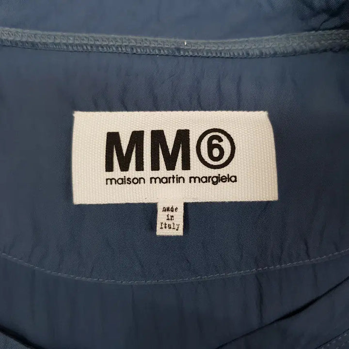 [BUNJANG] MM6 Maison Margiela Silk Blouse / MM6 메종 마르지엘라 블루 라운드넥 실크 블라우스 IT 44사이즈