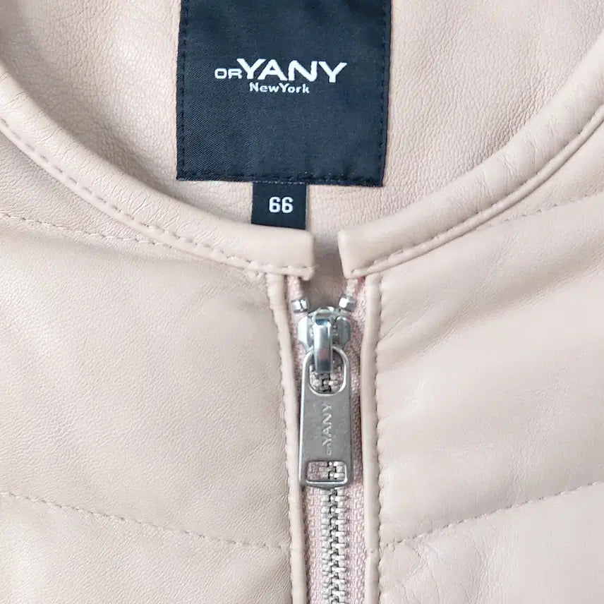 [BUNJANG] orYANY Goose Down &amp; Lambskin Padded Long Coat / orYANY 오야니 66 구스다운 양가죽 패딩 코트/롱패딩. BG. A
