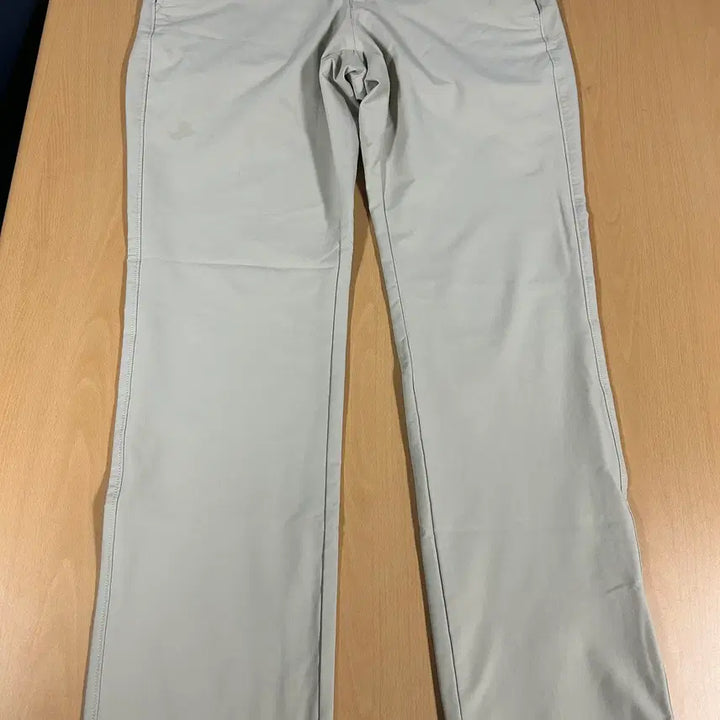 [BUNJANG] Under Armour Beige Summer Pants Size 32 / 언더아머 베이지 여름바지 사이즈32
