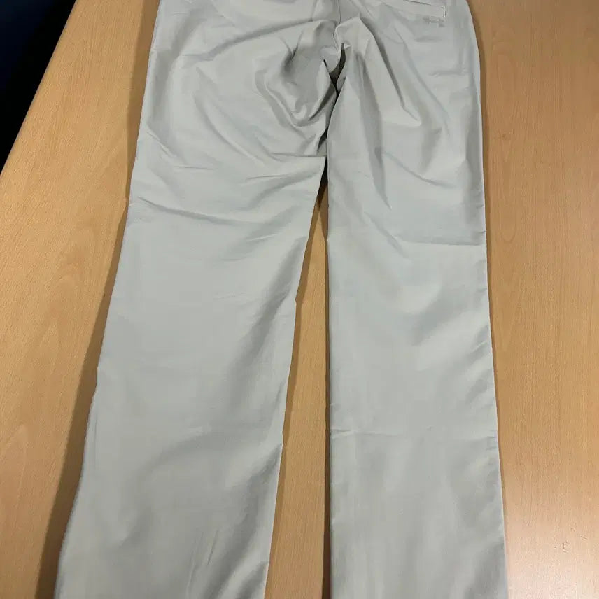 [BUNJANG] Under Armour Beige Summer Pants Size 32 / 언더아머 베이지 여름바지 사이즈32