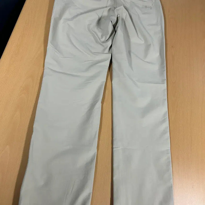[BUNJANG] Under Armour Beige Summer Pants Size 32 / 언더아머 베이지 여름바지 사이즈32