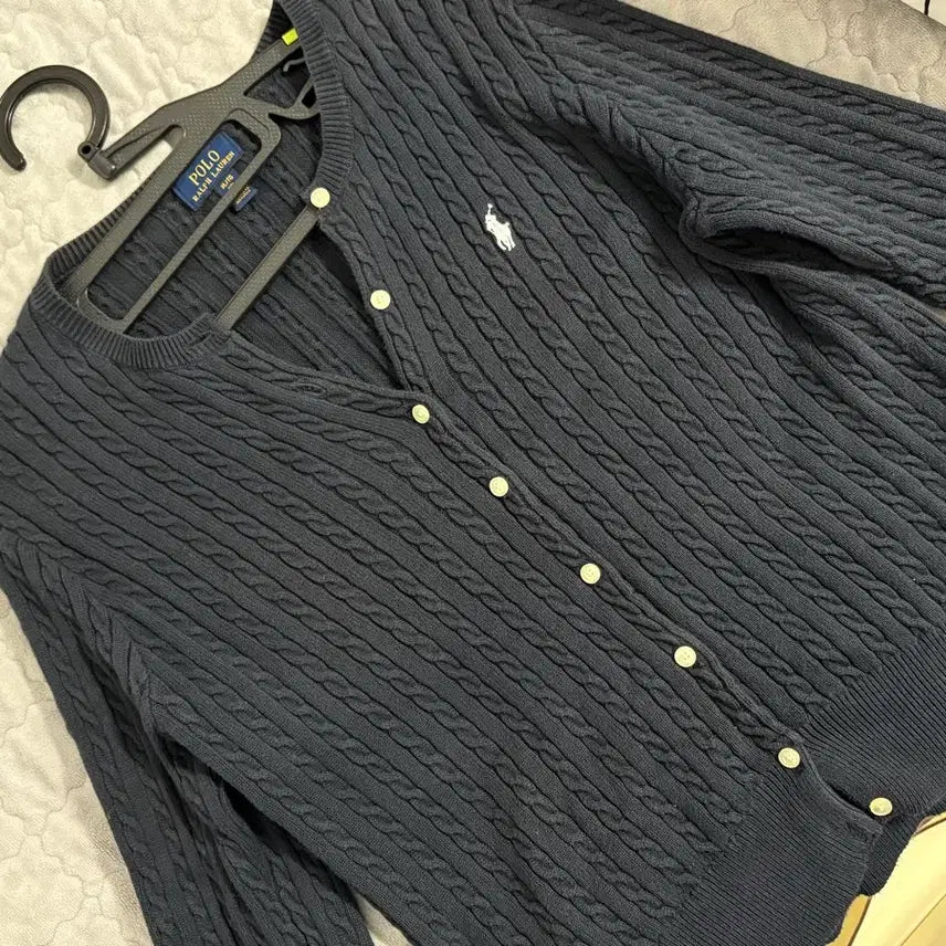 [SOLD OUT] 폴로 가디건
