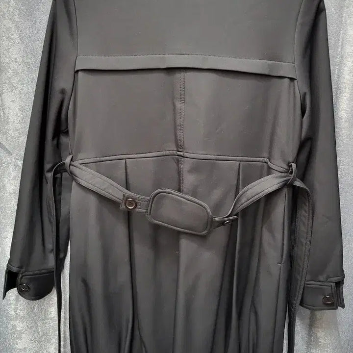 [BUNJANG] AKANGCHI Black Trench Coat / AKANGCHI 박항치 블랙 트렌치 코트