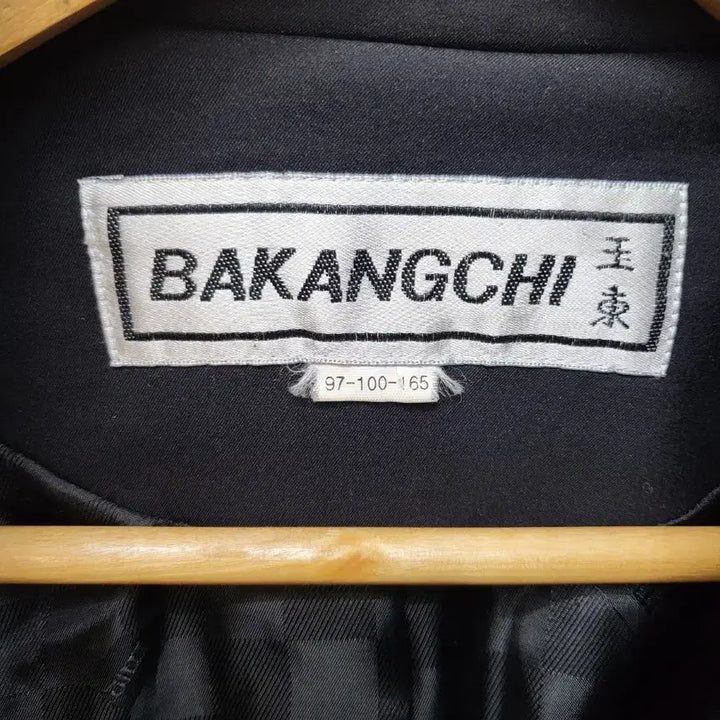 [BUNJANG] AKANGCHI Black Trench Coat / AKANGCHI 박항치 블랙 트렌치 코트