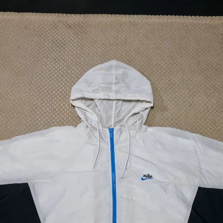 [BUNJANG] Nike Heritage Windrunner Jacket (2XL) / (2XL) 나이키 헤리티지 윈드러너 바람막이 자켓