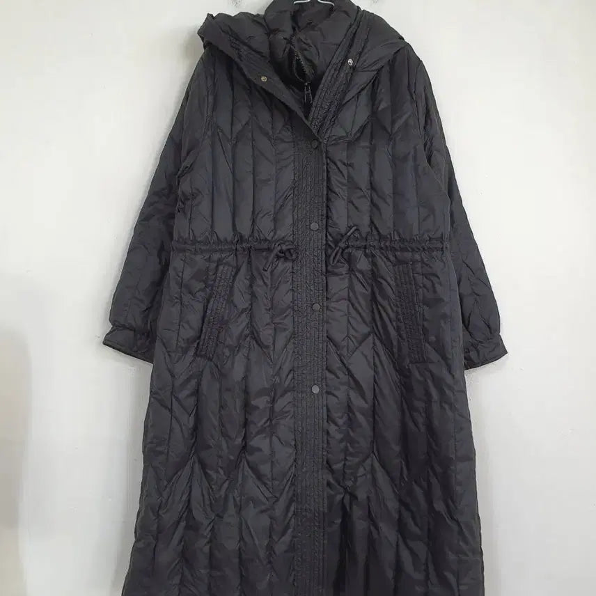 [BUNJANG] Black String Hooded Long Padded Jacket (Size 77) / 여성 블랙 스트링 충전재 후드 롱 패딩 77