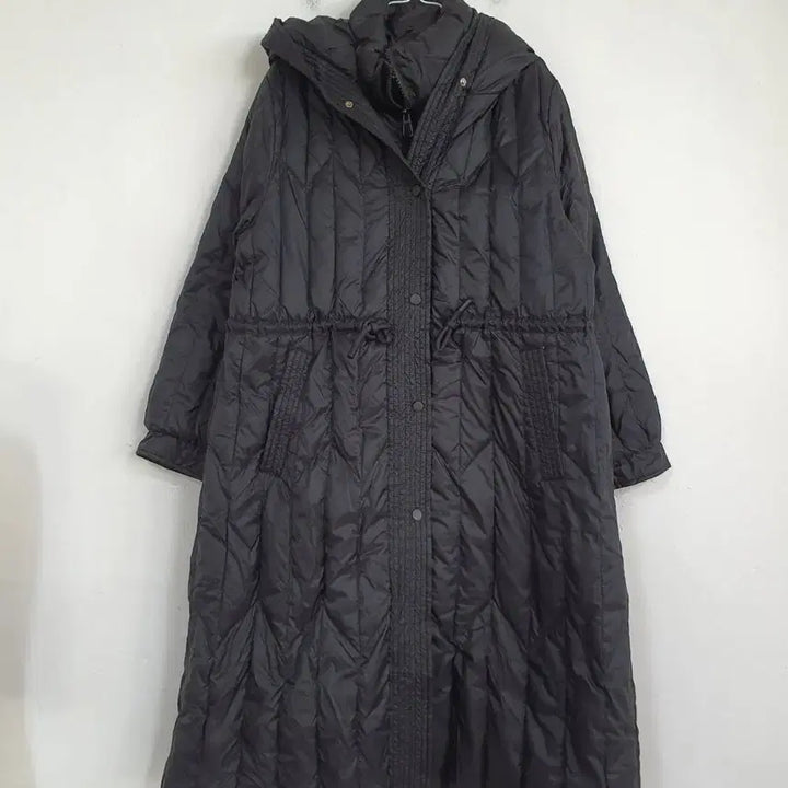 [BUNJANG] Black String Hooded Long Padded Jacket (Size 77) / 여성 블랙 스트링 충전재 후드 롱 패딩 77