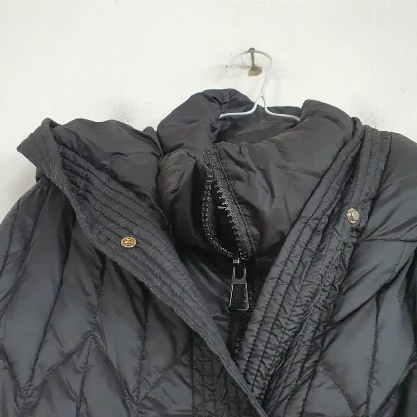 [BUNJANG] Black String Hooded Long Padded Jacket (Size 77) / 여성 블랙 스트링 충전재 후드 롱 패딩 77