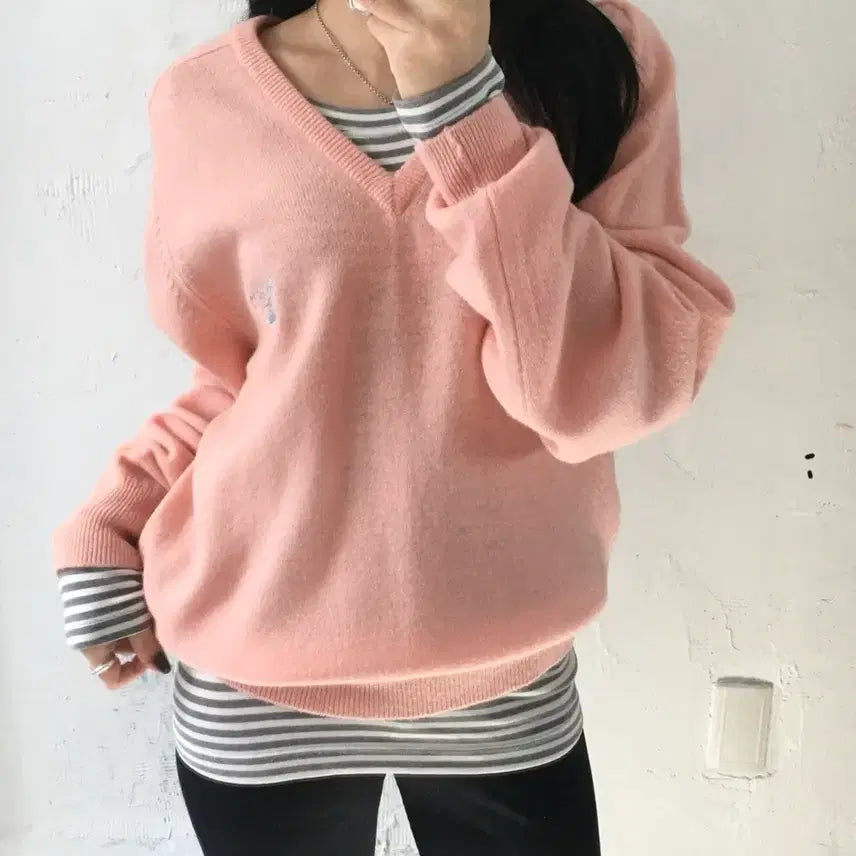 [BUNJANG] Burberry Light Pink Lambswool V-Neck Knit Sweater / Burberry 버버리 연핑크 램스울 브이넥 니트