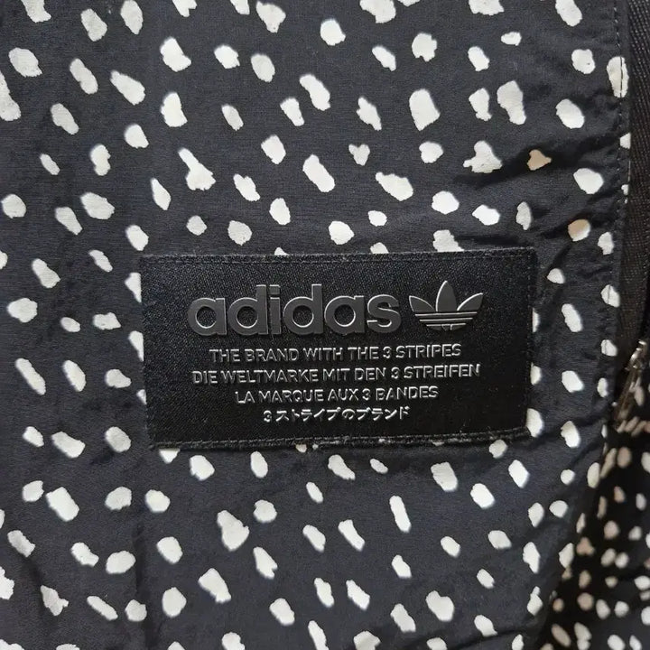 [BUNJANG] Adidas Black Track Hood Jacket / 아디다스 블랙 트랙 후드 자켓