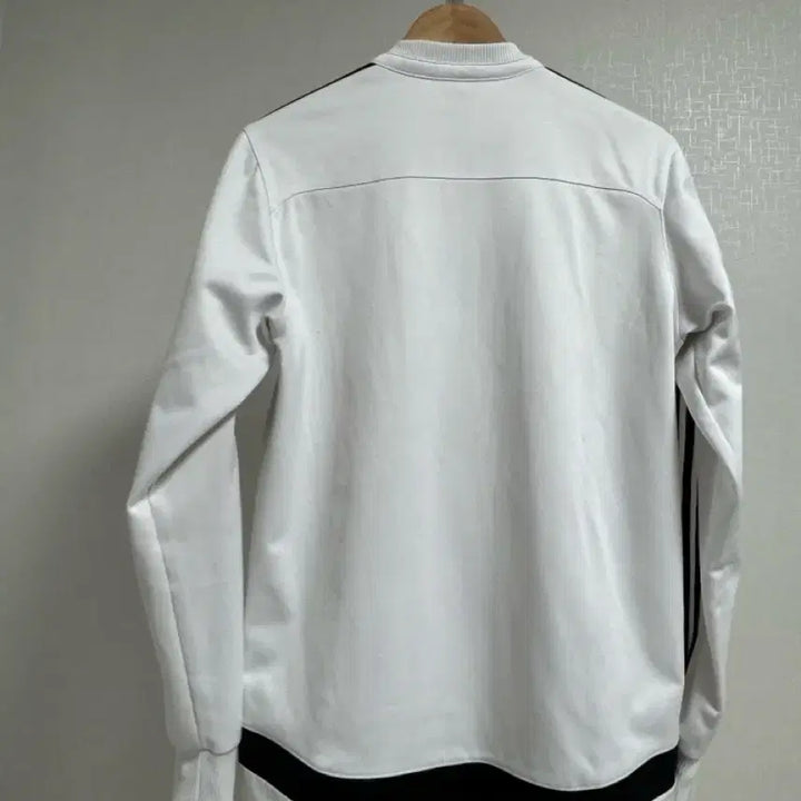 [BUNJANG] Adidas Juventus Europa Jersey L / 아디다스 유벤투스 유로파 져지 L