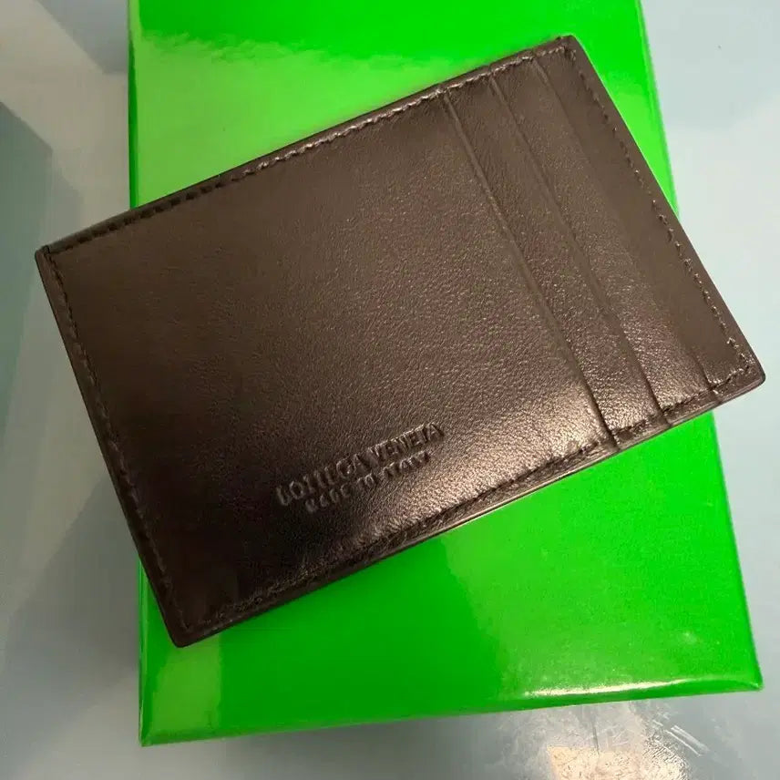 [SOLD OUT] 보테가베네타 가죽 카드지갑 케이스 블랙색상 새제품급