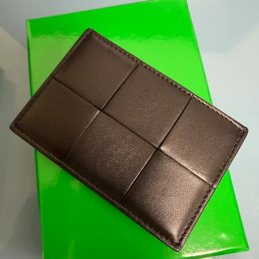 [SOLD OUT] 보테가베네타 가죽 카드지갑 케이스 블랙색상 새제품급