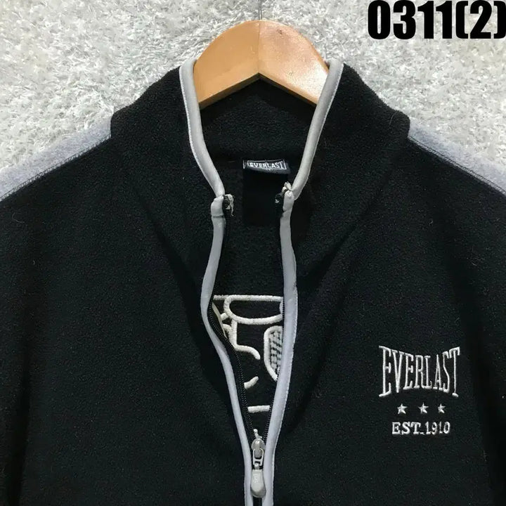 [SOLD OUT] 에버라스트 블랙 플리스 집업 L
