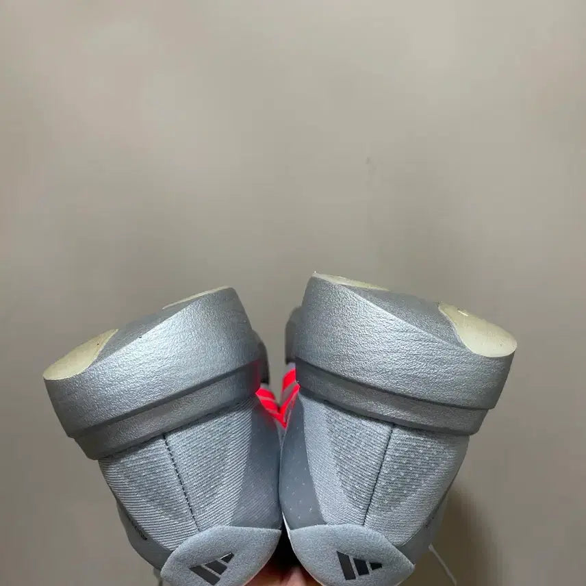 [SOLD OUT] 아디다스 에보 sl 남성화  실버 메탈릭 루시드 레드 270