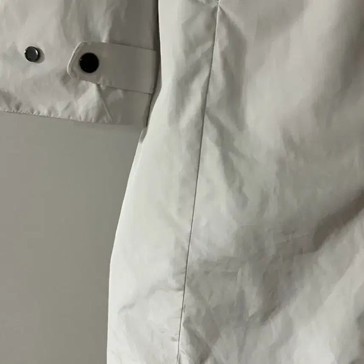 [BUNJANG] Nepa Hooded Safari Functional Trench Coat 90 (55) New / 네파 후드 사파리 기능성 트렌치코트 점퍼90(55)새상품