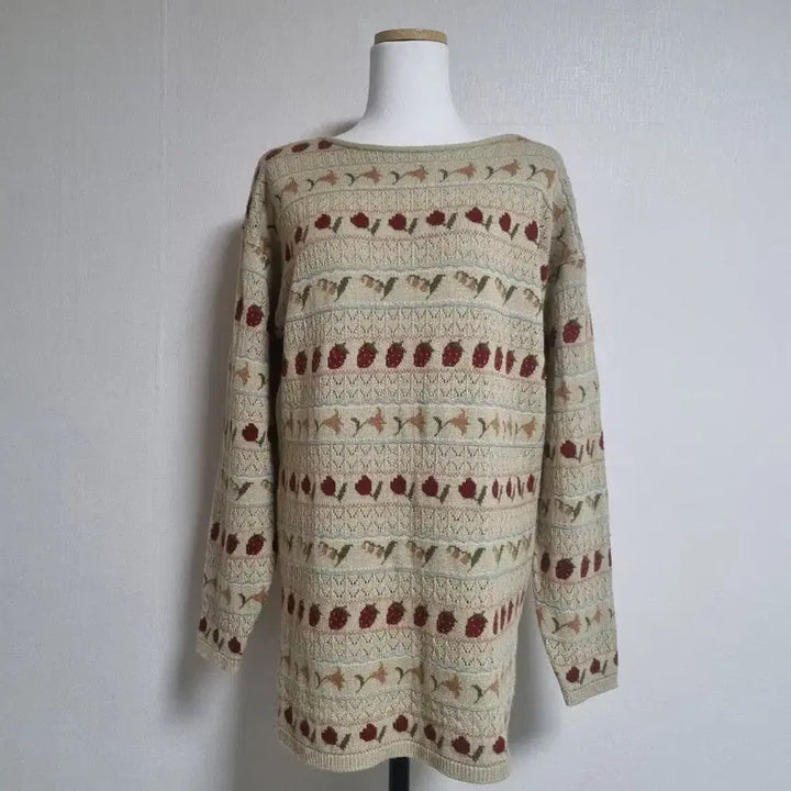 [BUNJANG] Strawberry Vintage Knit Sweater / 딸기빈티지니트