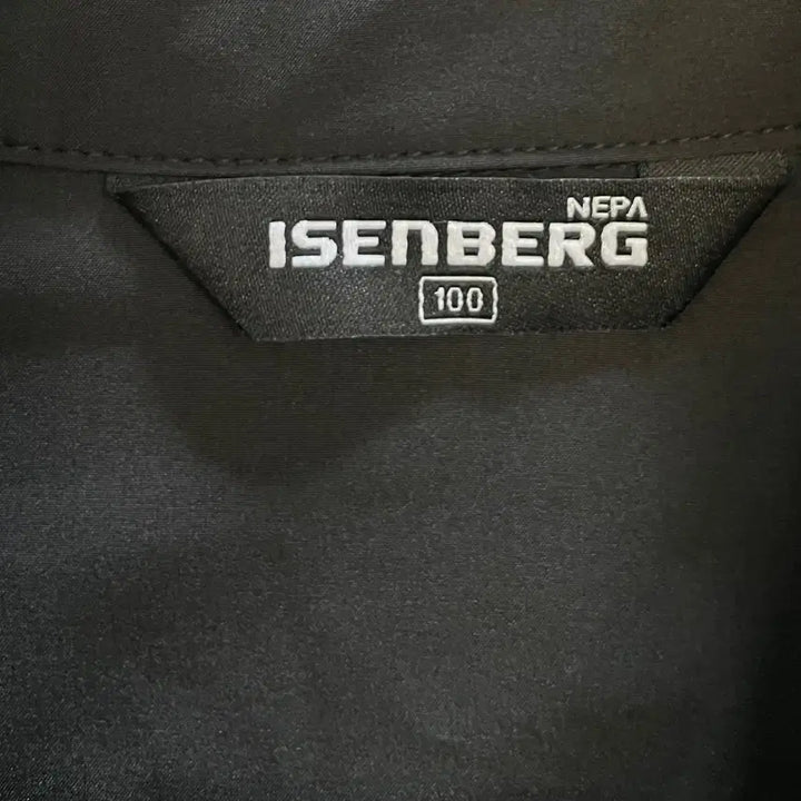 [BUNJANG] Nepa Eisenberg Woven Short Sleeve Shirt (Black, Size L) / L 네파 아이젠버그 우븐 반팔셔츠 100