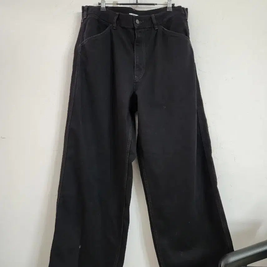 [SOLD OUT] 유니클로블랙 와이드 데님 팬츠