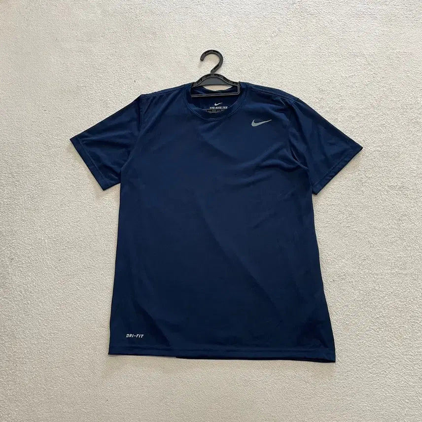 [BUNJANG] Nike Dri-FIT Navy Short Sleeve T-shirt / M 나이키 신형 드라이핏 네이비 반팔티 95
