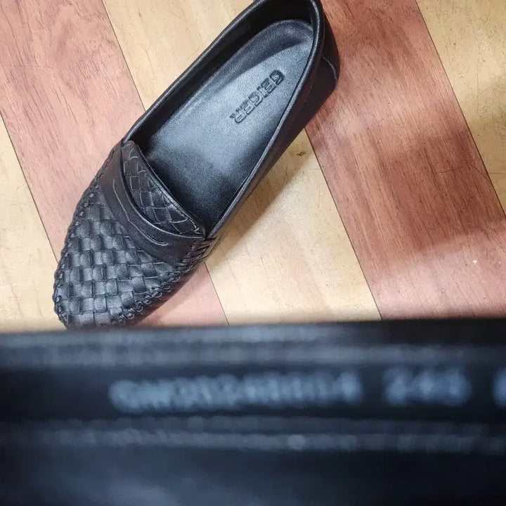 [BUNJANG] Geiger Leather Loafers 245 / 가이거양가죽로퍼245